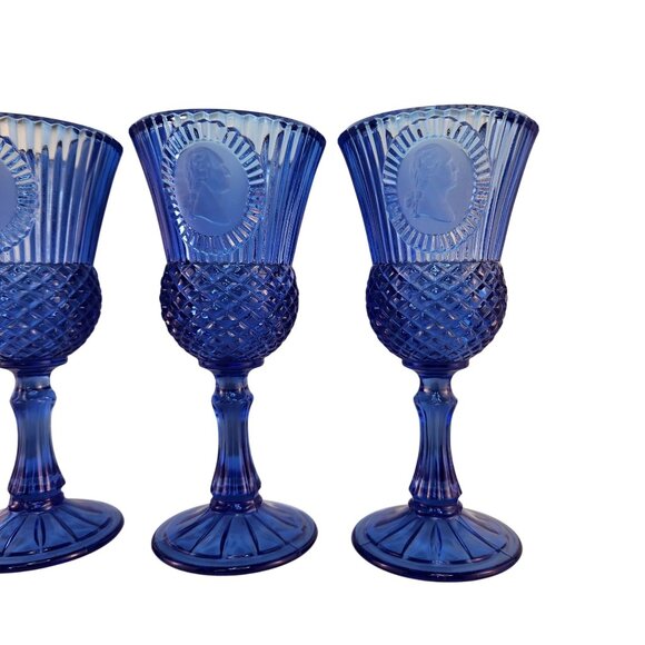 Vtg 1976 Avon Fostoria Cobalt Blue George Martha Washington 4 Glass Wine Goblets - Picture 10 of 11